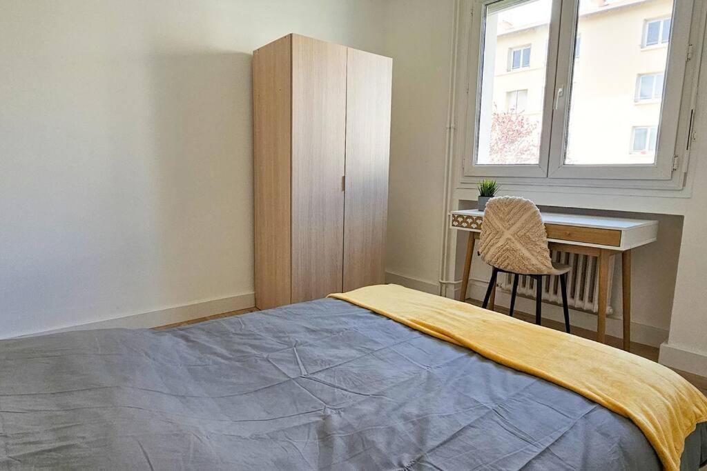 C'Est Chez Maurice! 4 Ch Wifi Balcon Parking Free Apartment Saint-Etienne  Bagian luar foto