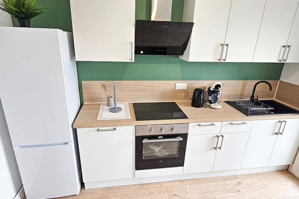 C'Est Chez Maurice! 4 Ch Wifi Balcon Parking Free Apartment Saint-Etienne  Bagian luar foto