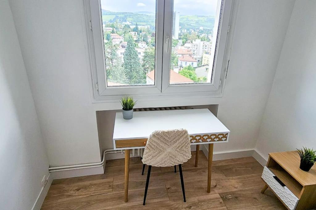 C'Est Chez Maurice! 4 Ch Wifi Balcon Parking Free Apartment Saint-Etienne  Bagian luar foto