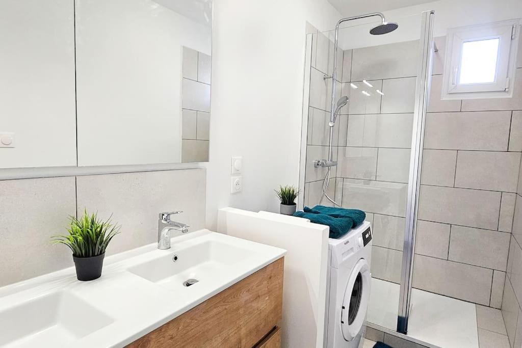 C'Est Chez Maurice! 4 Ch Wifi Balcon Parking Free Apartment Saint-Etienne  Bagian luar foto